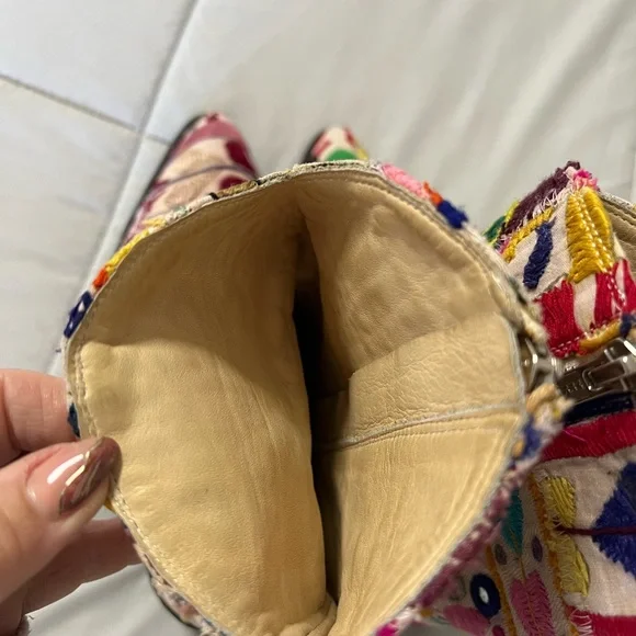 MomoDesign Multicolor Embroidered Ankle Boots - Picture 4 of 7